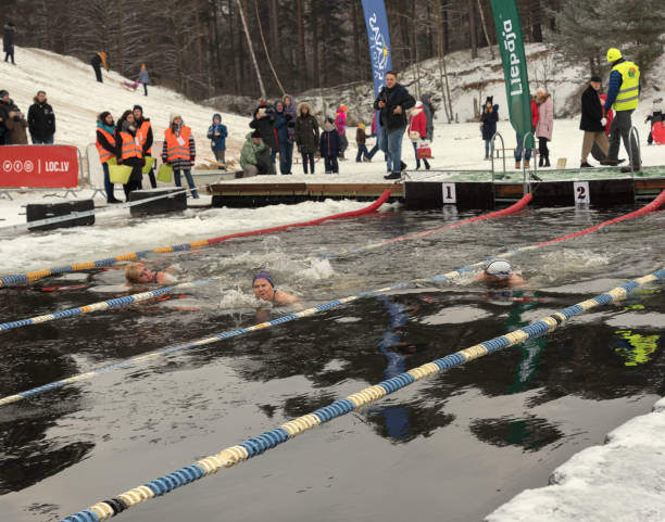 World Winter Swimming Championships: rough, cold – but what an adrenaline rush